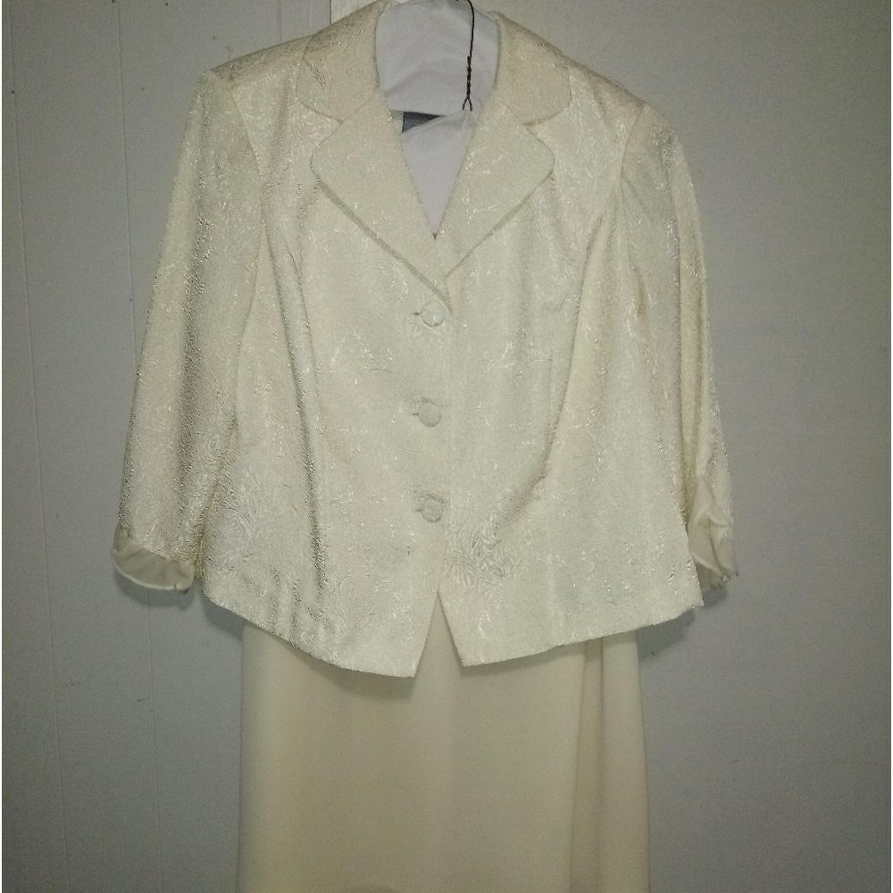Koret Plus Size Suit